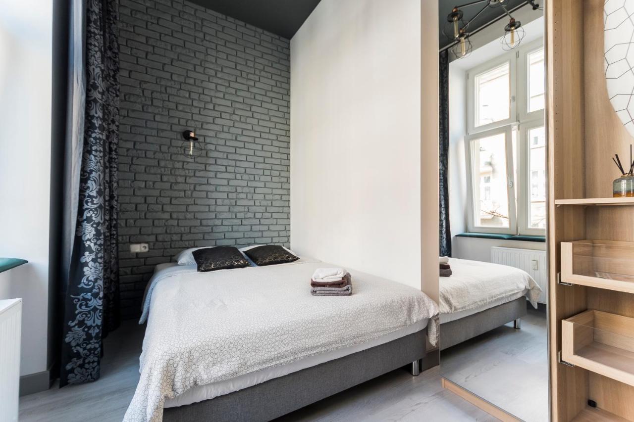 Apartament Centrum Superior Poznań Buitenkant foto