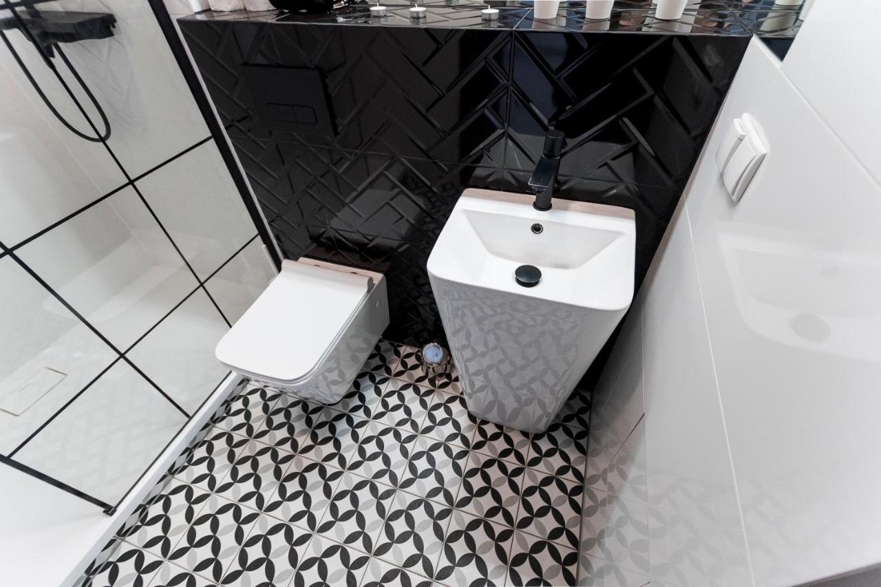 Apartament Centrum Superior Poznań Buitenkant foto